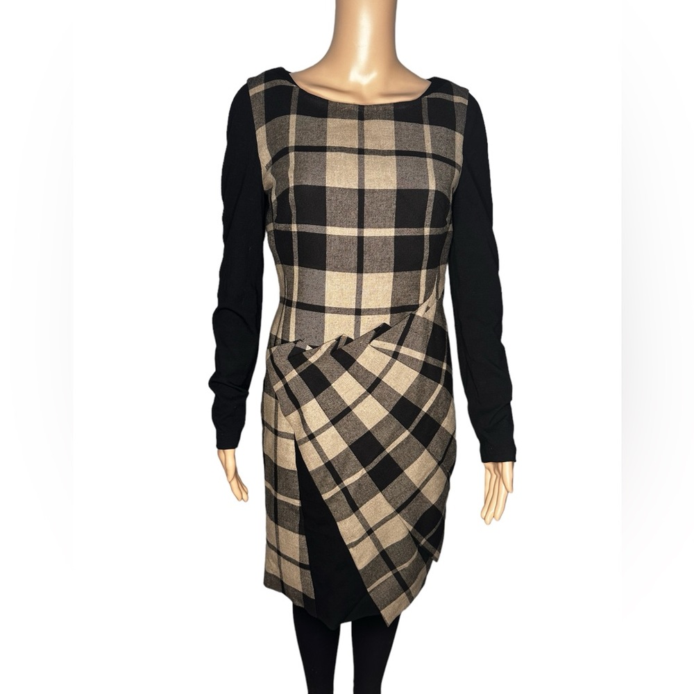 Karen Millen women plead long sleeve dress size 6 fits like 2/4